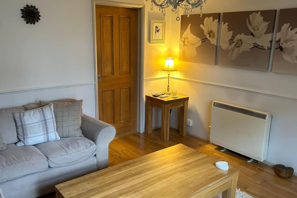 Cosy 2 Bed, Home From Home Haddenham  Exteriér fotografie